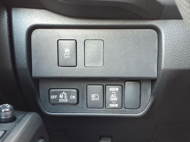 Used 2022 Toyota Tacoma TRD Sport w/ Technology Package AWD/4WD image 22