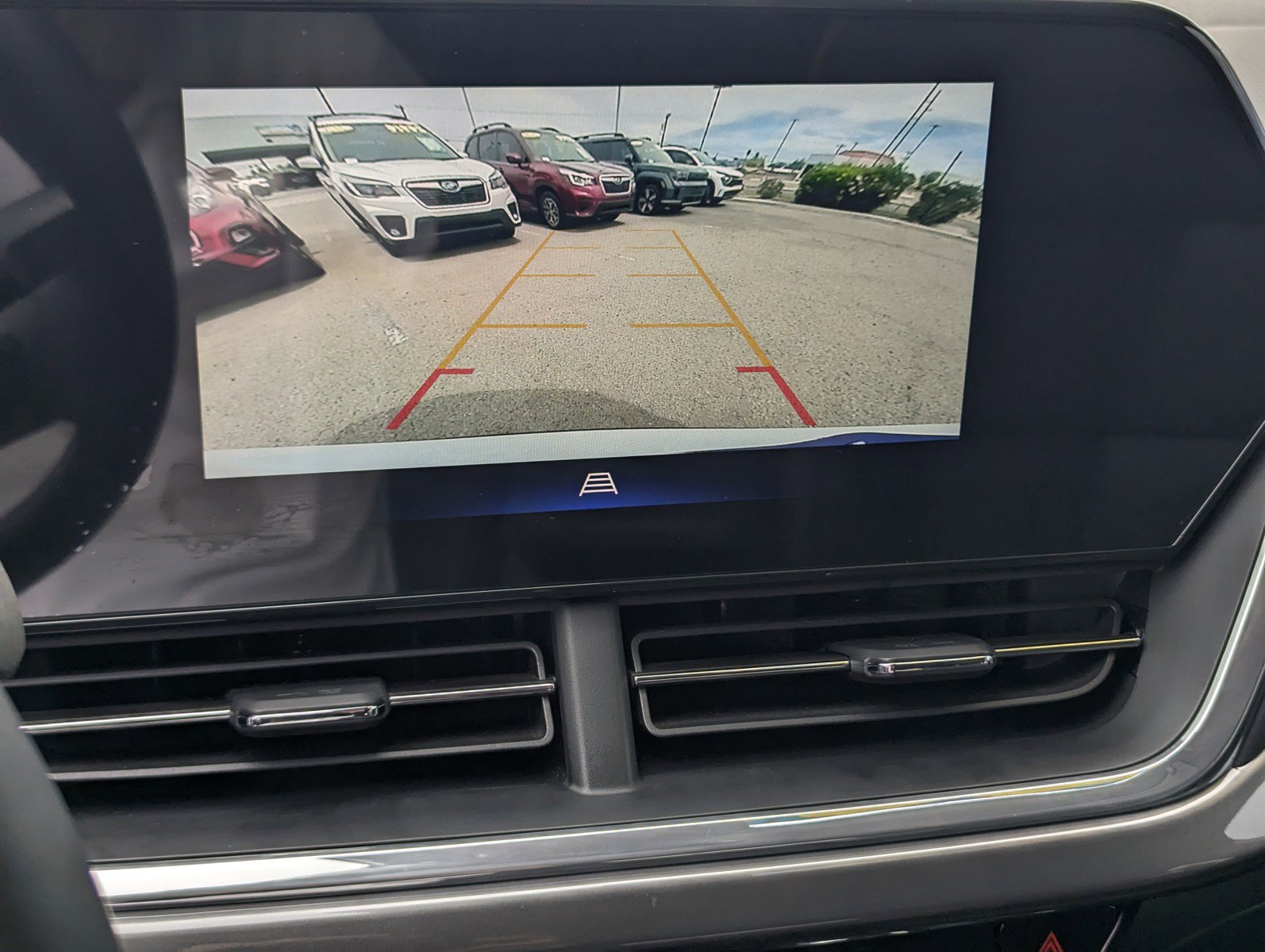 Used 2025 Chevrolet Trax ACTIV w/ Driver Confidence Package FWD image 11