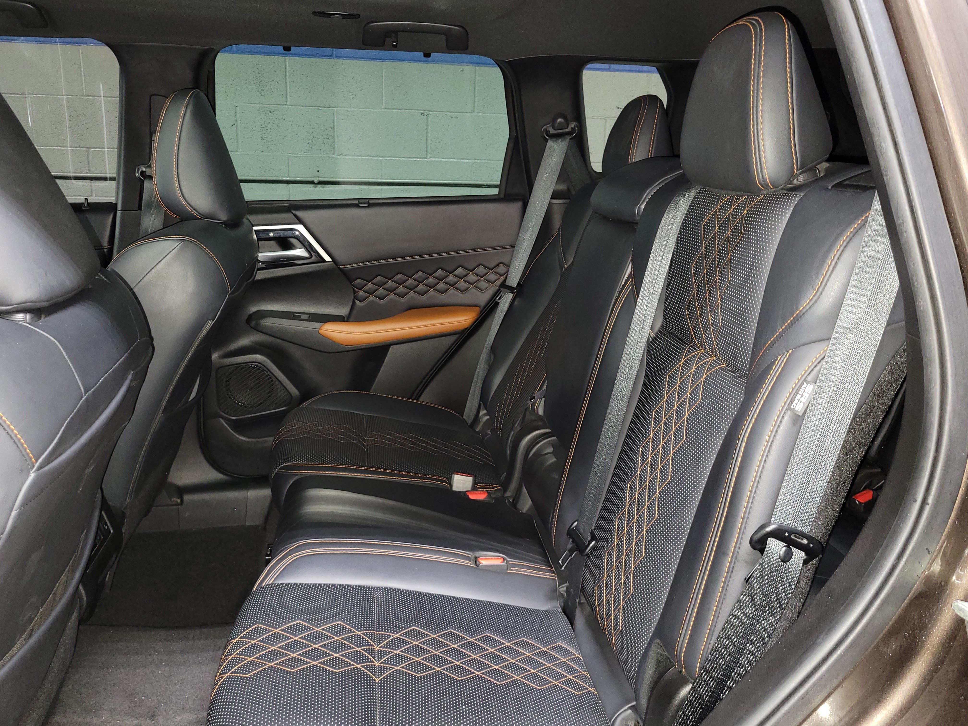 Used 2022 Mitsubishi Outlander SEL AWD/4WD image 18