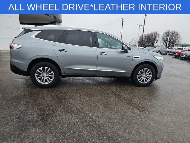 Used 2023 Buick Enclave Essence image 20