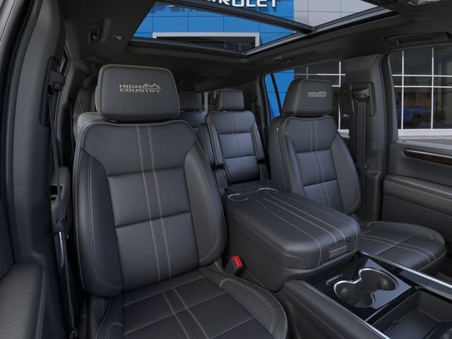 New 2026 Chevrolet Suburban High Country AWD/4WD image 17