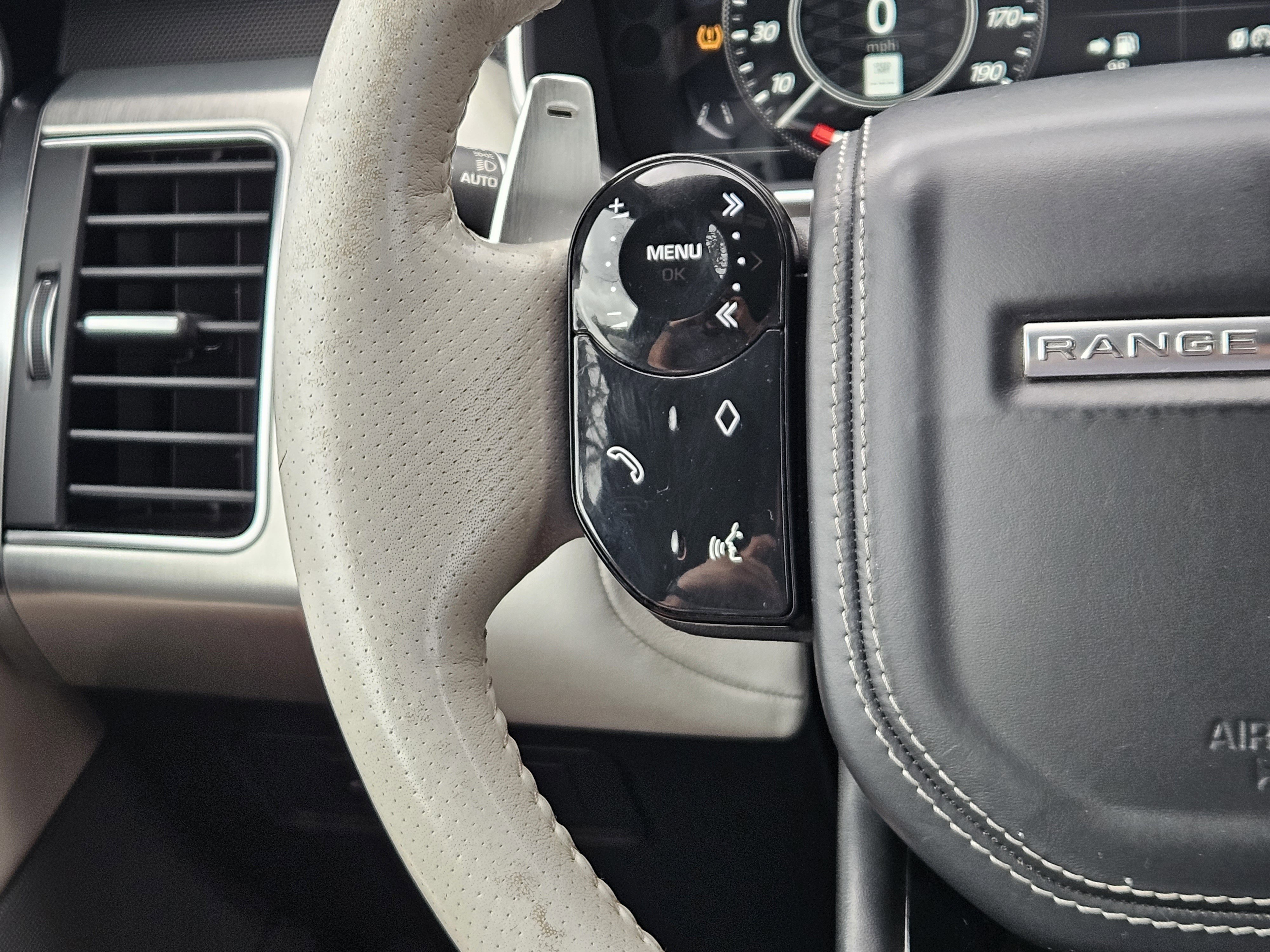 Used 2018 Land Rover Range Rover Sport SVR image 29