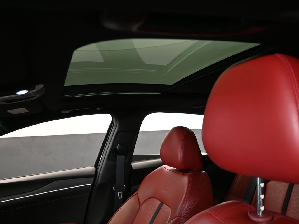 Used 2023 Kia K5 GT-Line image 11