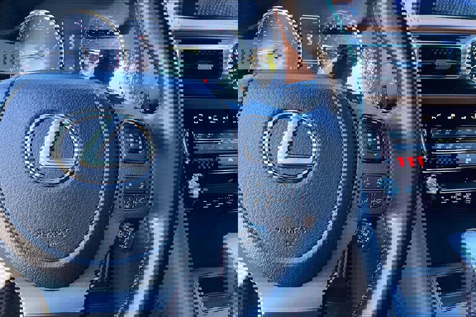 Used 2021 Lexus IS 300 w/ Accessory Package 2 image 23