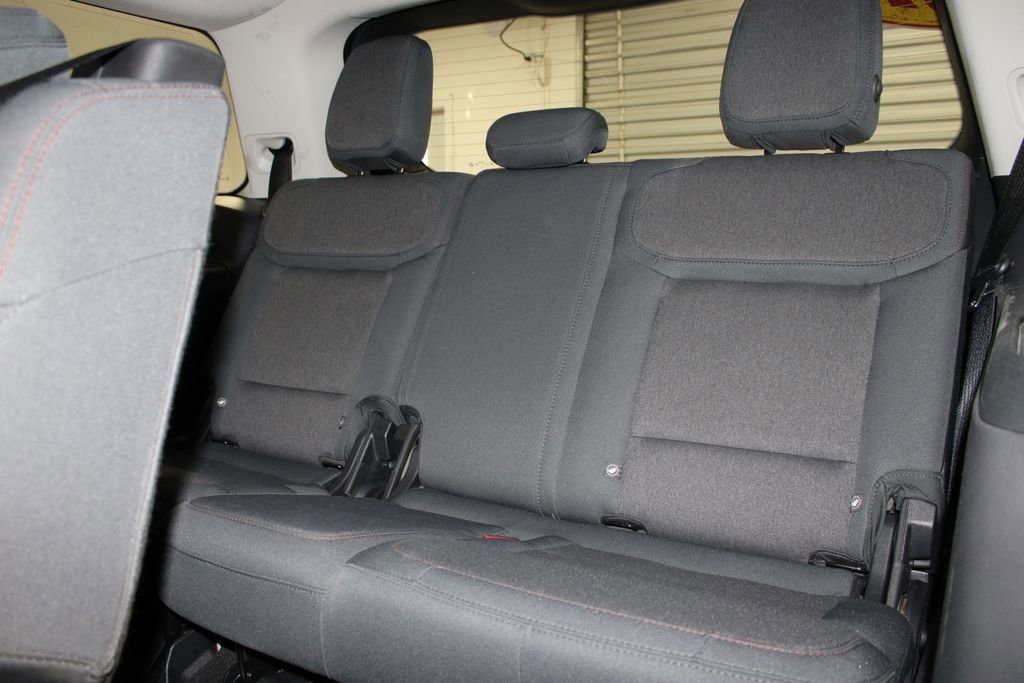 Used 2025 Ford Expedition Active image 27