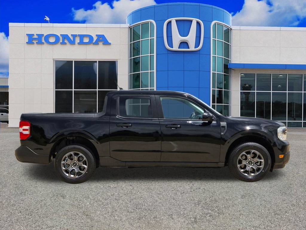 Used 2023 Ford Maverick XLT w/ Equipment Group 300A Standard AWD/4WD image 2