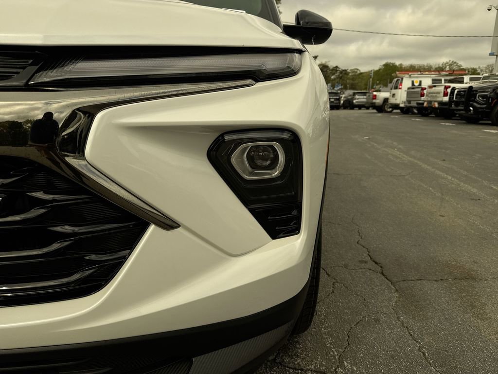 New 2026 Chevrolet TrailBlazer RS w/ Convenience Package FWD image 10