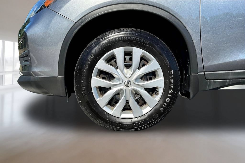 Used 2018 Nissan Rogue S AWD/4WD image 31