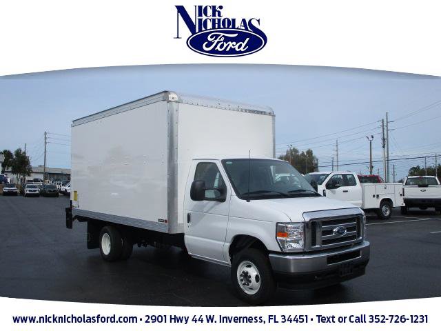 New 2025 Ford E-450 and Econoline 450 Super Duty w/ Power Equipment Group RWD image 3