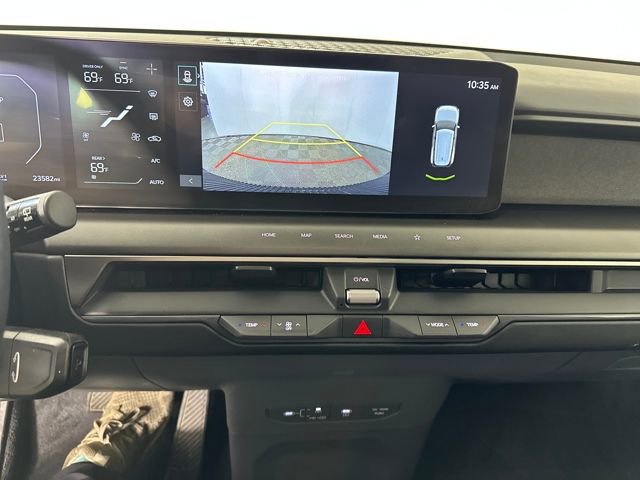 Used 2024 Kia EV9 Wind image 22