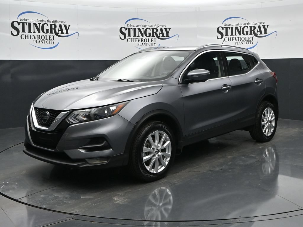 Used 2022 Nissan Rogue Sport SV w/ Technology Package FWD image 3
