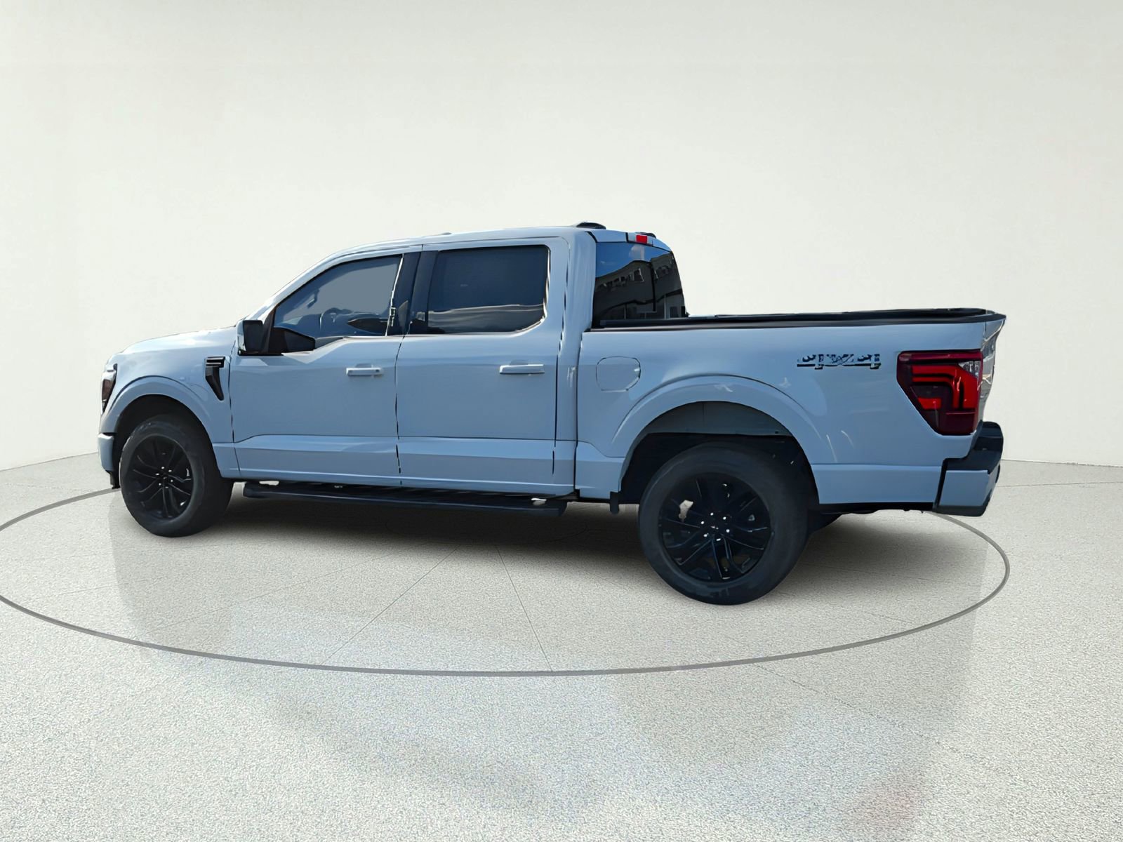 Used 2024 Ford F150 Lariat AWD/4WD image 5
