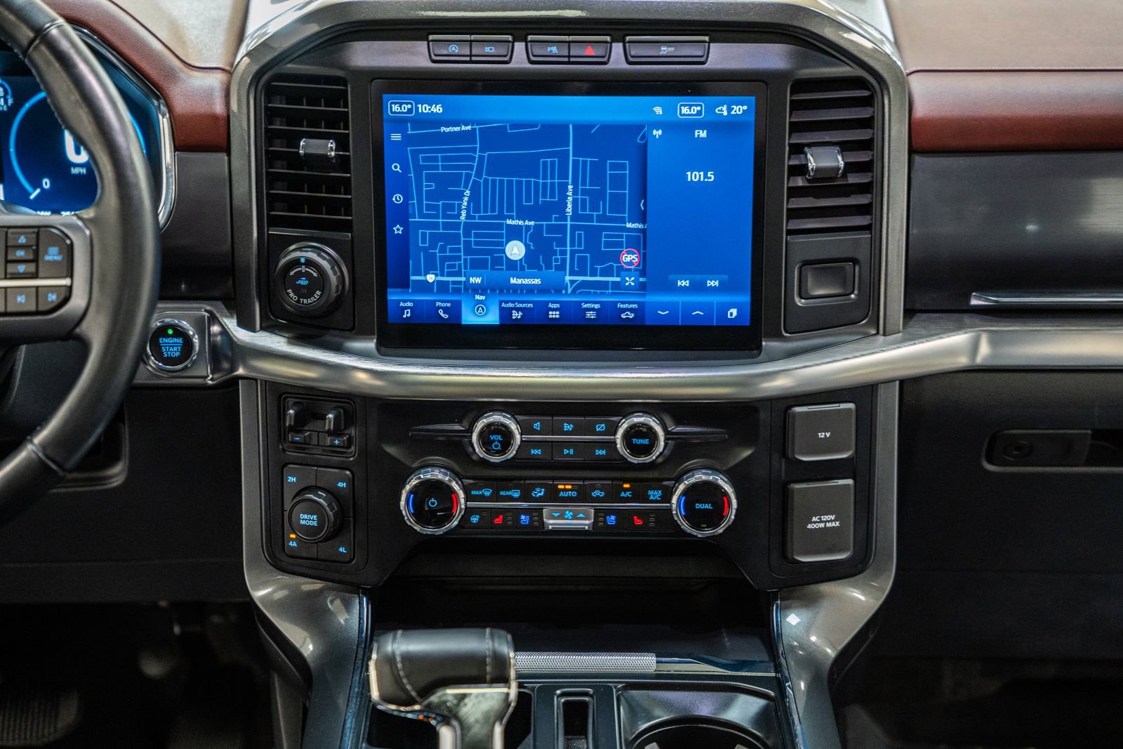 Certified 2023 Ford F150 Lariat w/ Equipment Group 502A High image 29