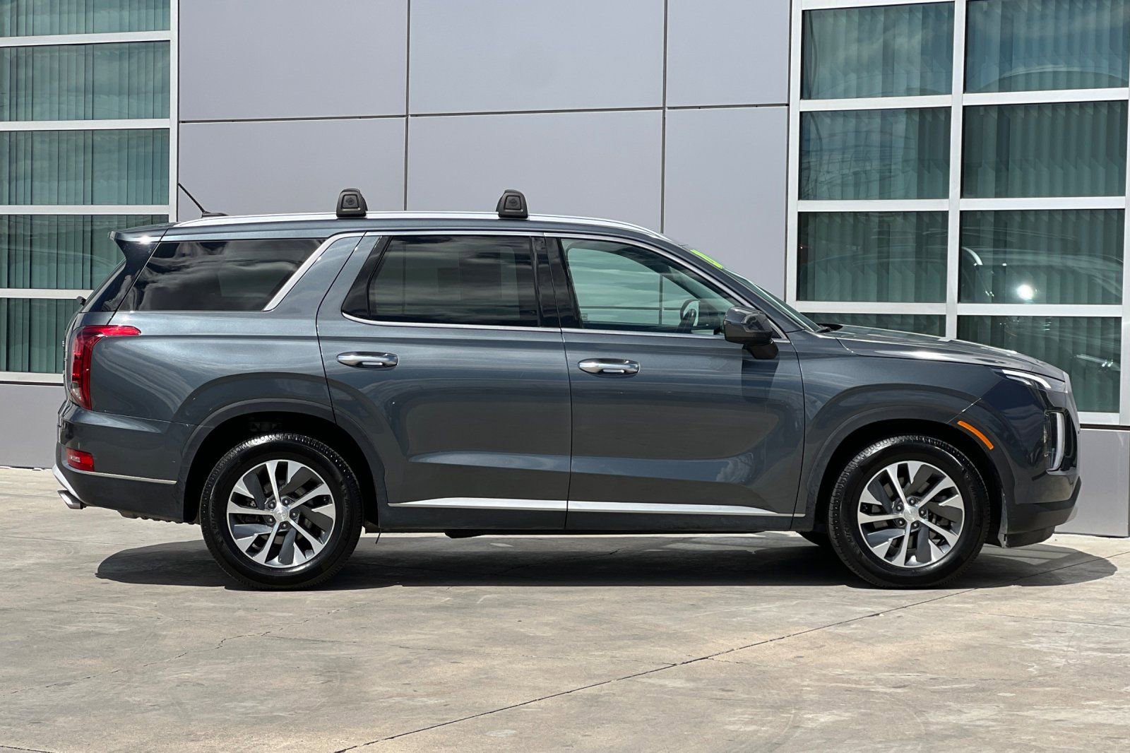 Used 2021 Hyundai Palisade SEL AWD/4WD image 3