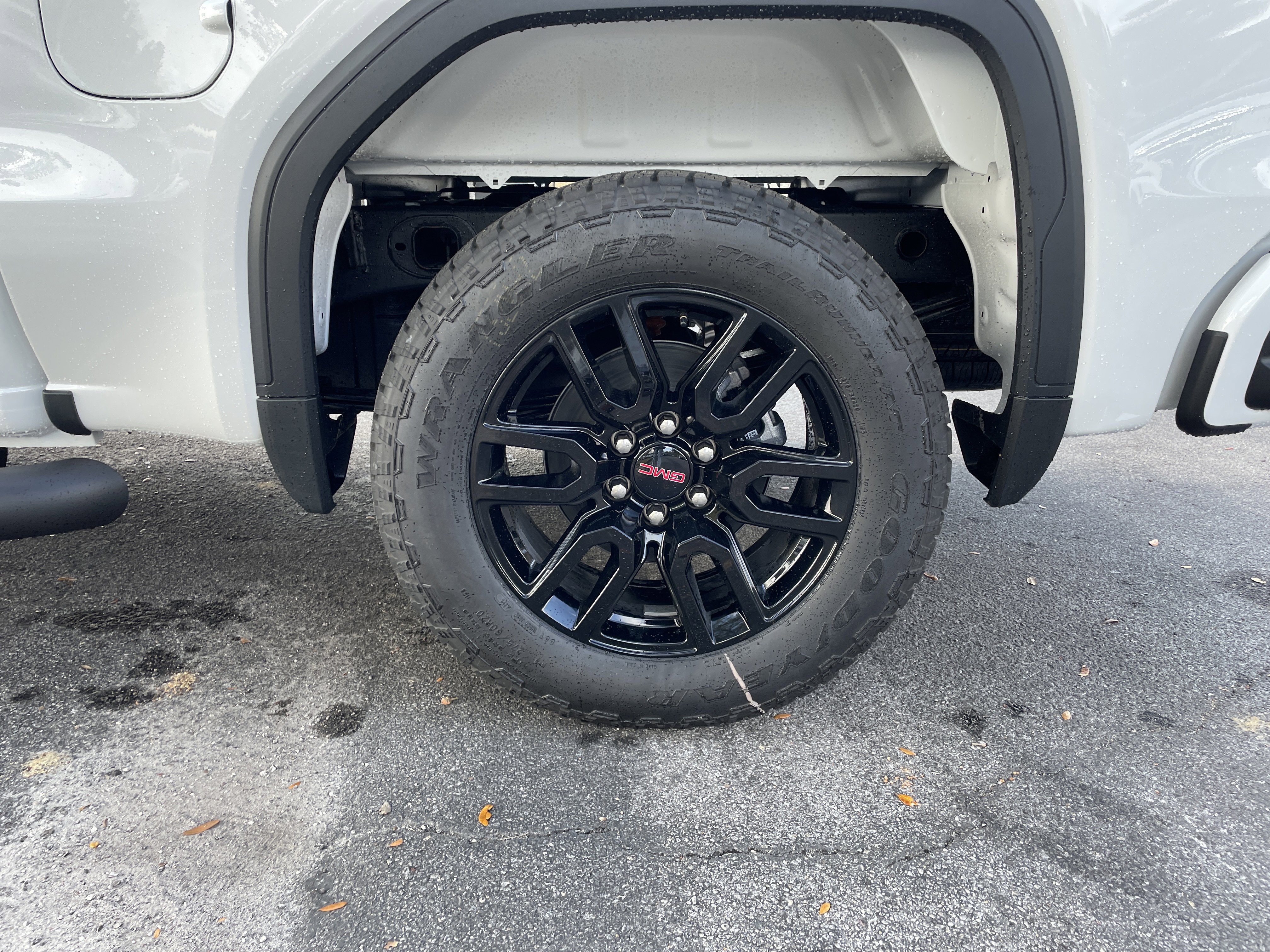 New 2026 GMC Sierra 1500 Elevation w/ Elevation Select Package image 9