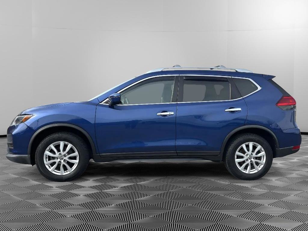 Used 2017 Nissan Rogue SV image 5