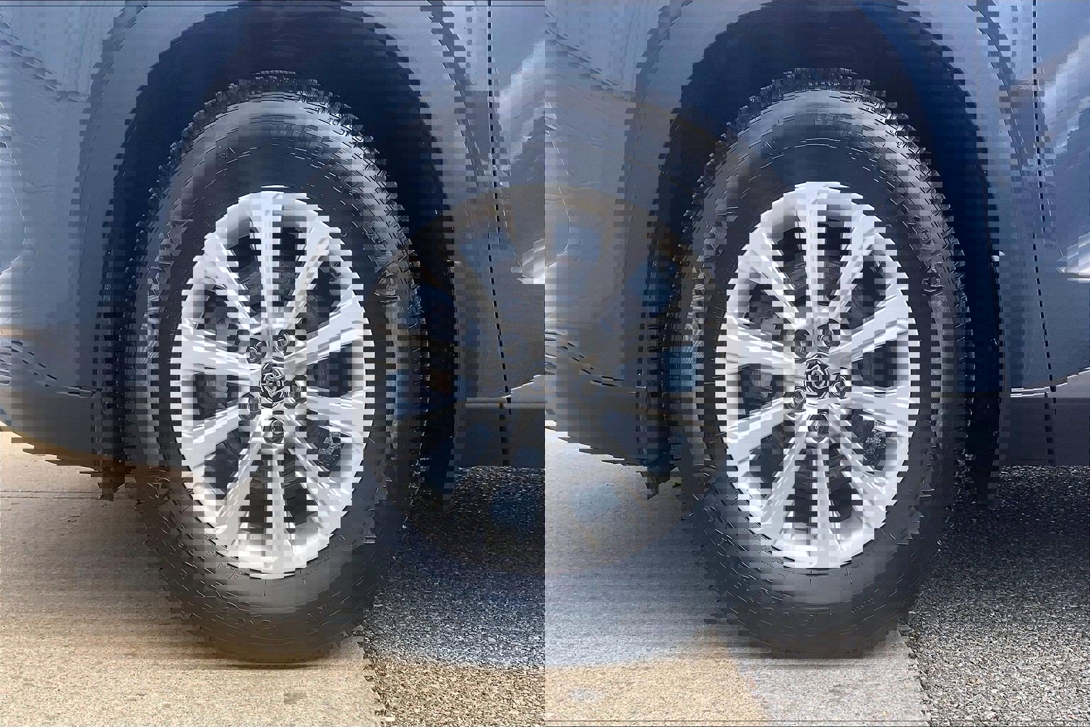 Used 2024 Toyota Grand Highlander XLE image 11