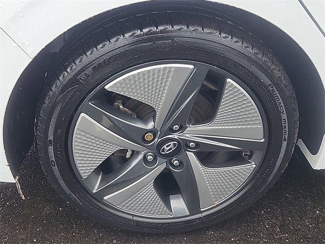 Used 2022 Hyundai Ioniq Limited image 9