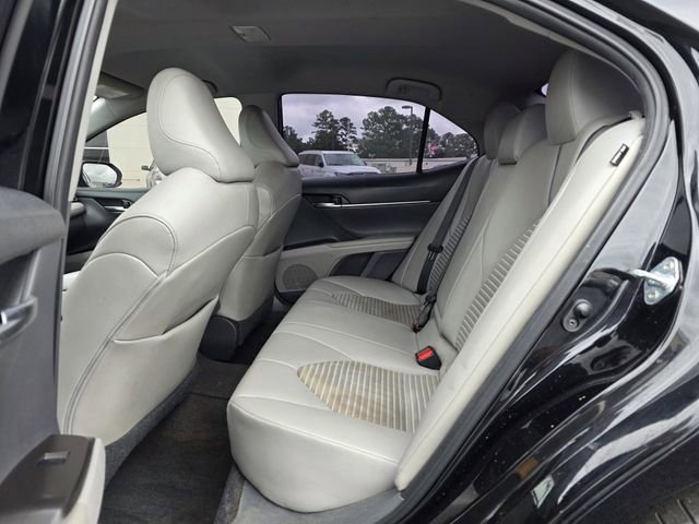 Used 2021 Toyota Camry SE FWD image 16