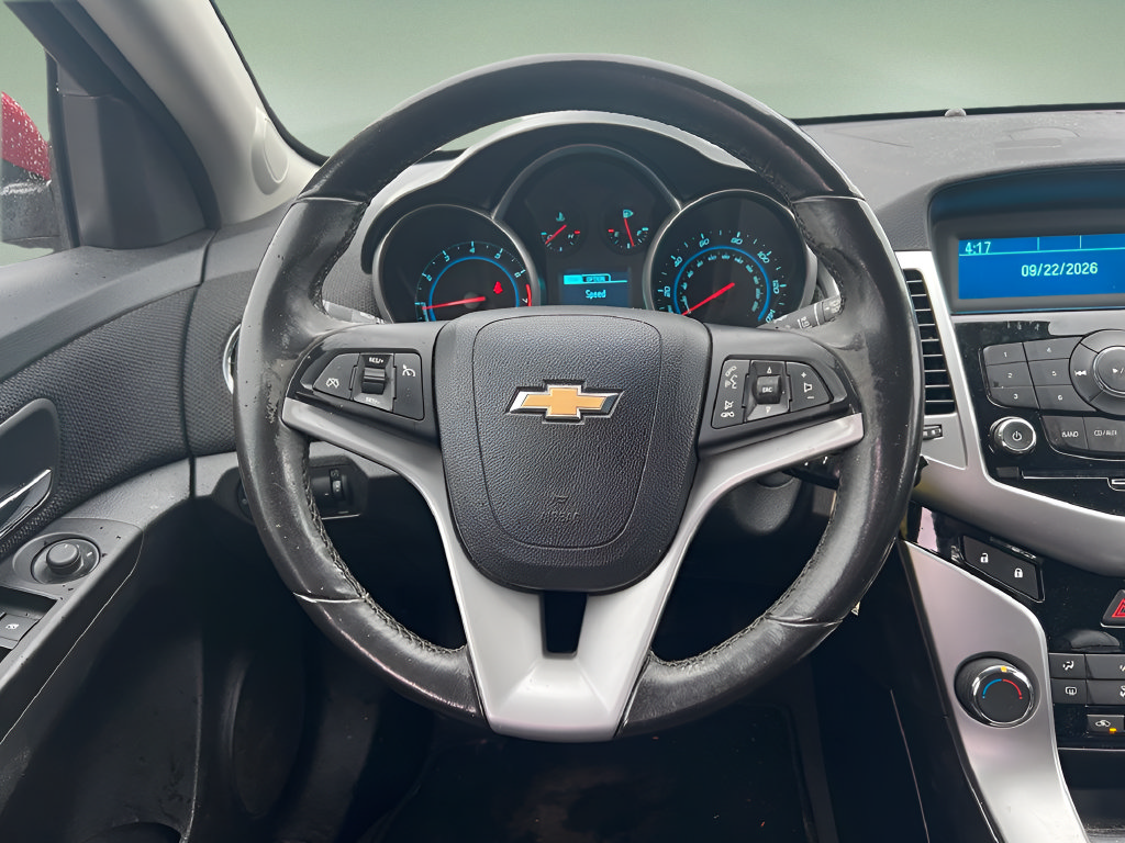 Used 2014 Chevrolet Cruze LT FWD image 18