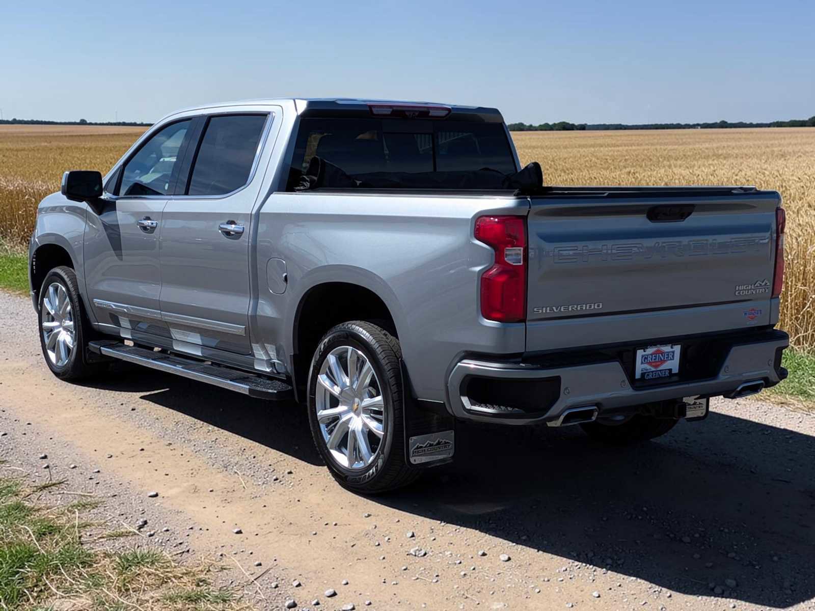 Used 2023 Chevrolet Silverado 1500 High Country w/ High Country Premium Package image 4