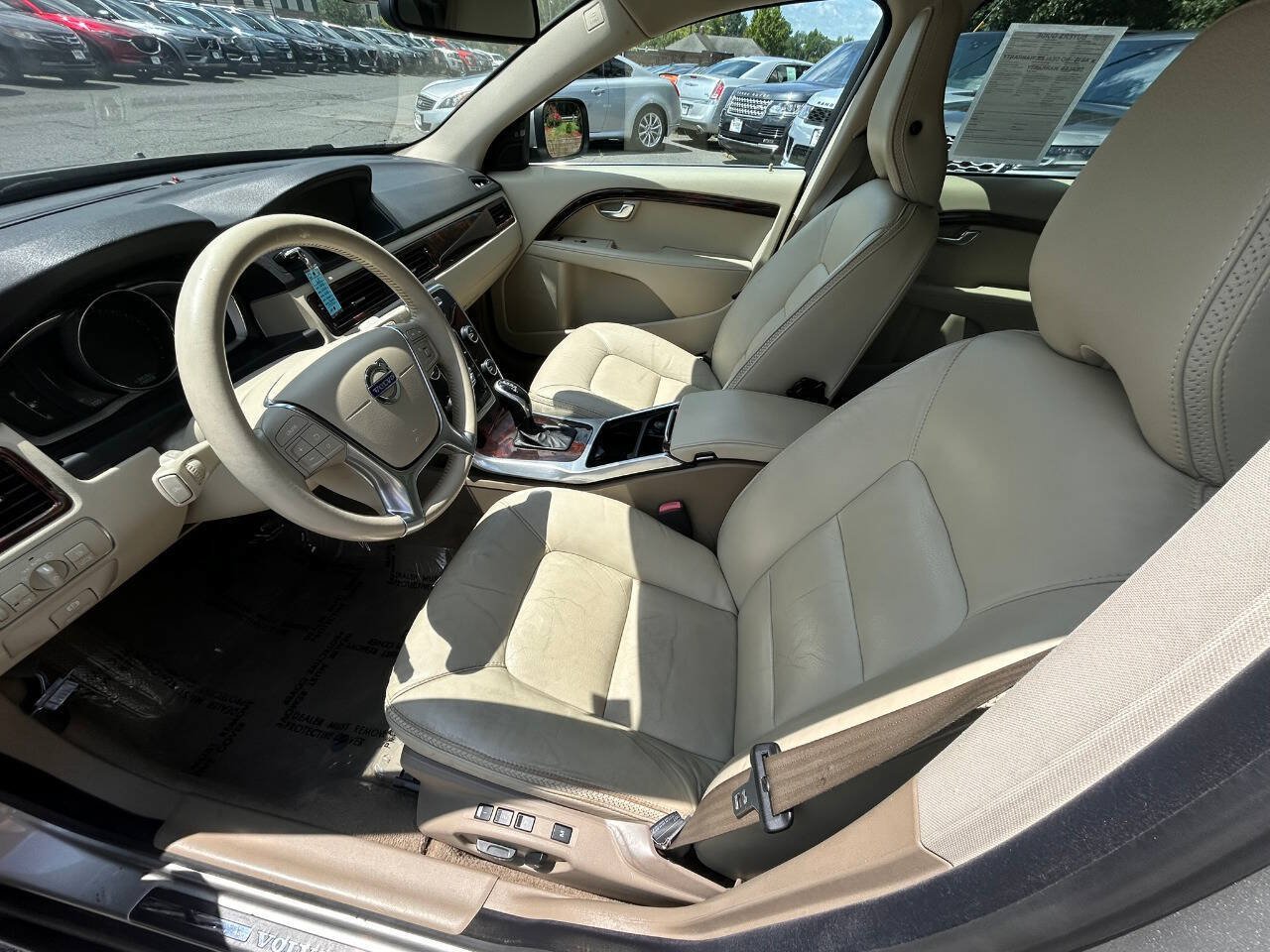 Used 2015 Volvo XC70 3.2 Premier AWD/4WD image 4