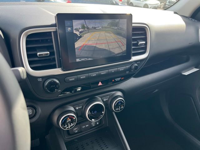 New 2026 Hyundai Venue SEL FWD image 19