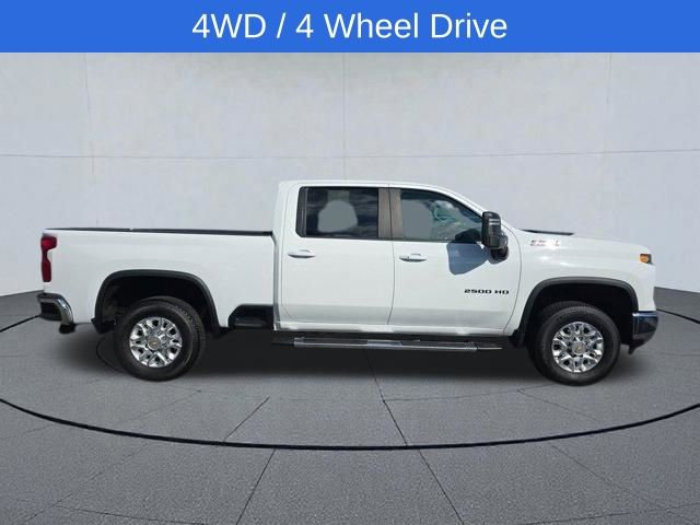 Used 2024 Chevrolet Silverado 2500 LT AWD/4WD image 7