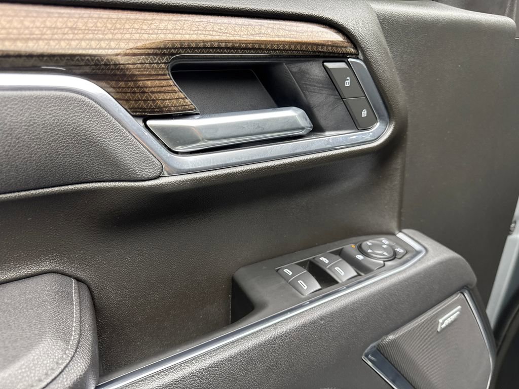 Used 2025 Chevrolet Silverado 1500 LT Trail Boss w/ Convenience Package II image 37