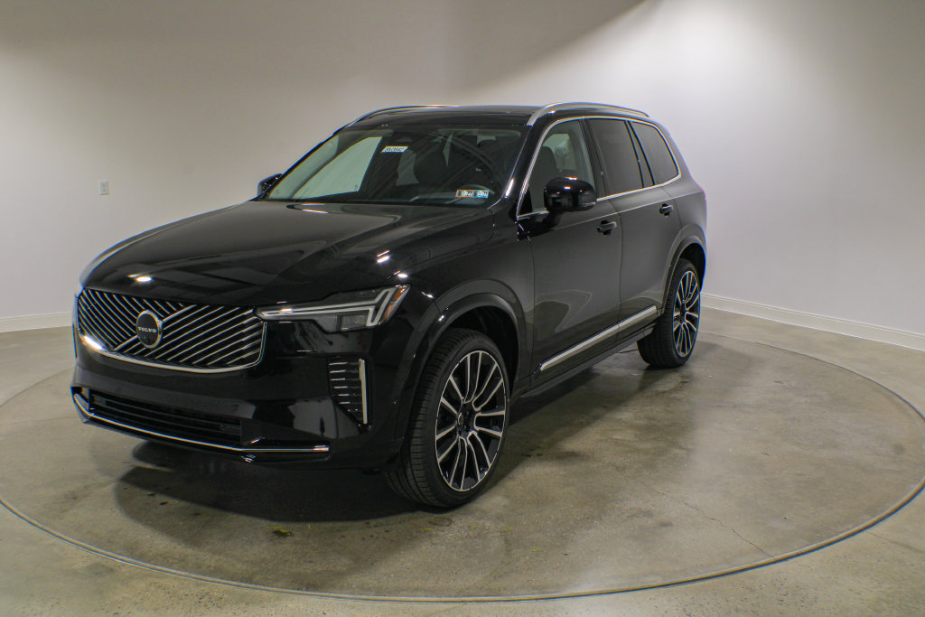 New 2026 Volvo XC90 B6 Ultra w/ Lounge Package AWD/4WD image 1