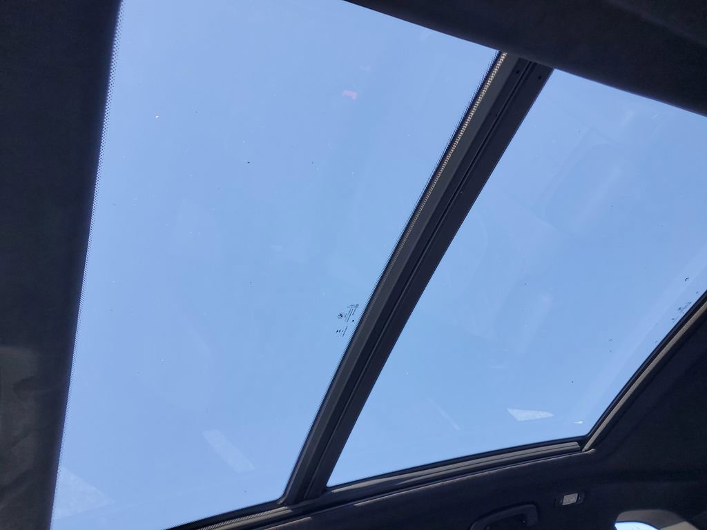 Used 2025 BMW X5 sDrive40i w/ M Sport Package image 35