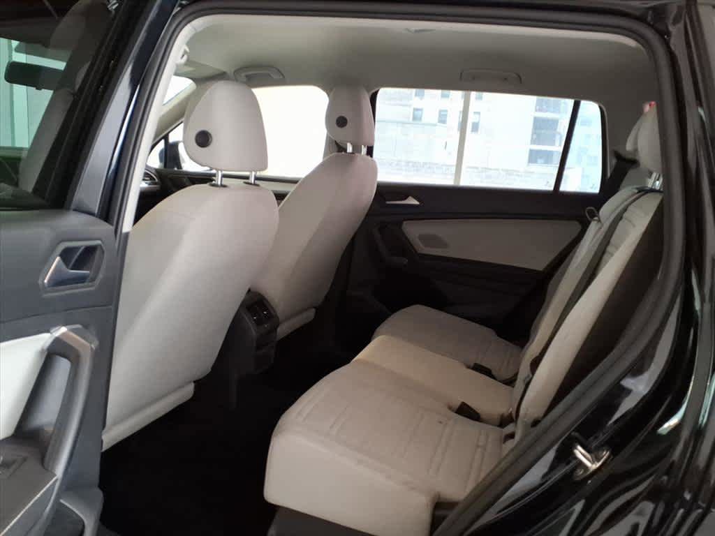 Certified 2022 Volkswagen Tiguan S image 16