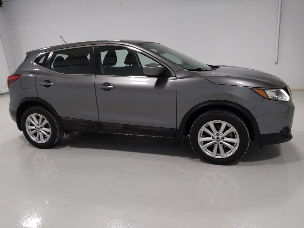 Used 2019 Nissan Rogue Sport S w/ Appearance Package image 11