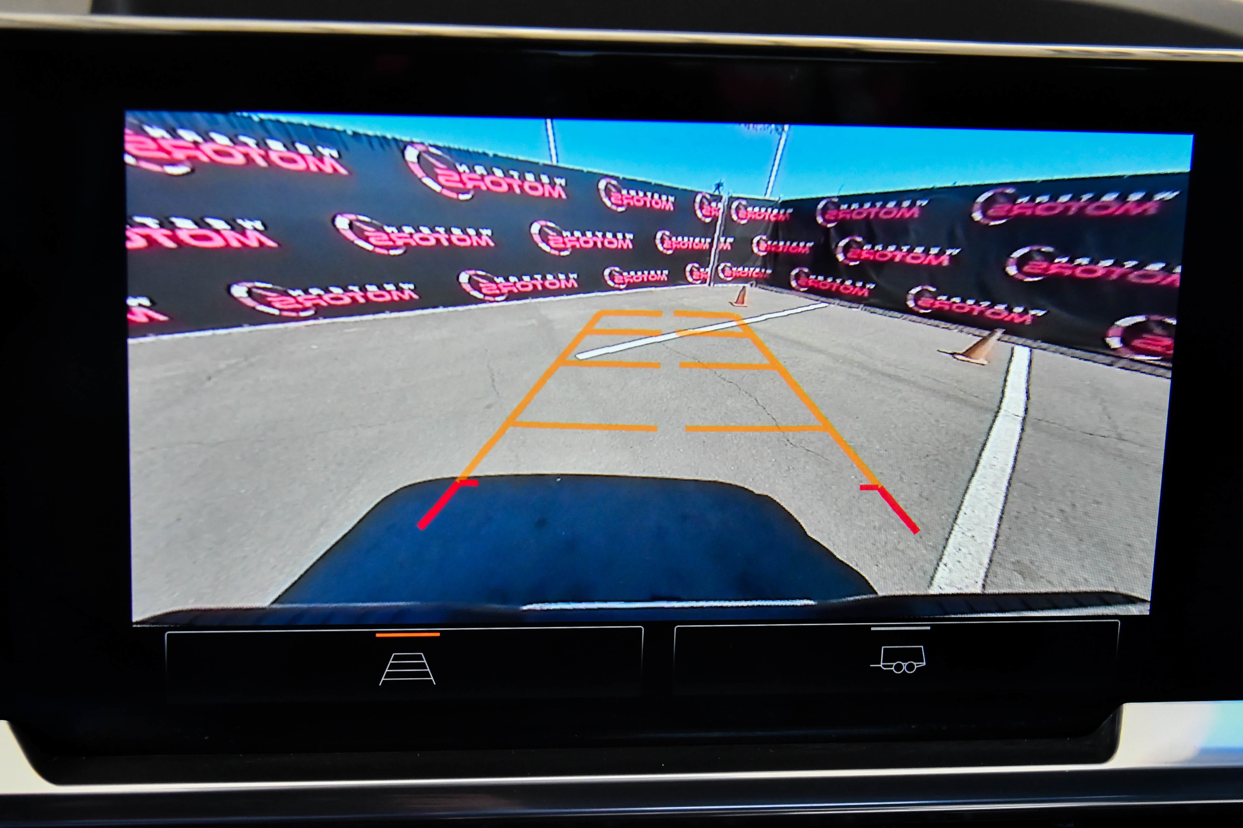 Used 2024 GMC Sierra 1500 SLT image 21