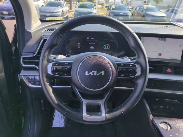 Certified 2024 Kia Sportage EX w/ EX Premium Package AWD/4WD image 17