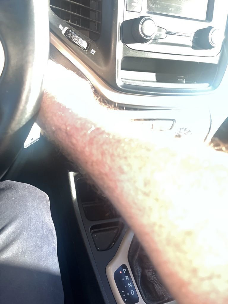 Used 2017 Jeep Cherokee Altitude image 8