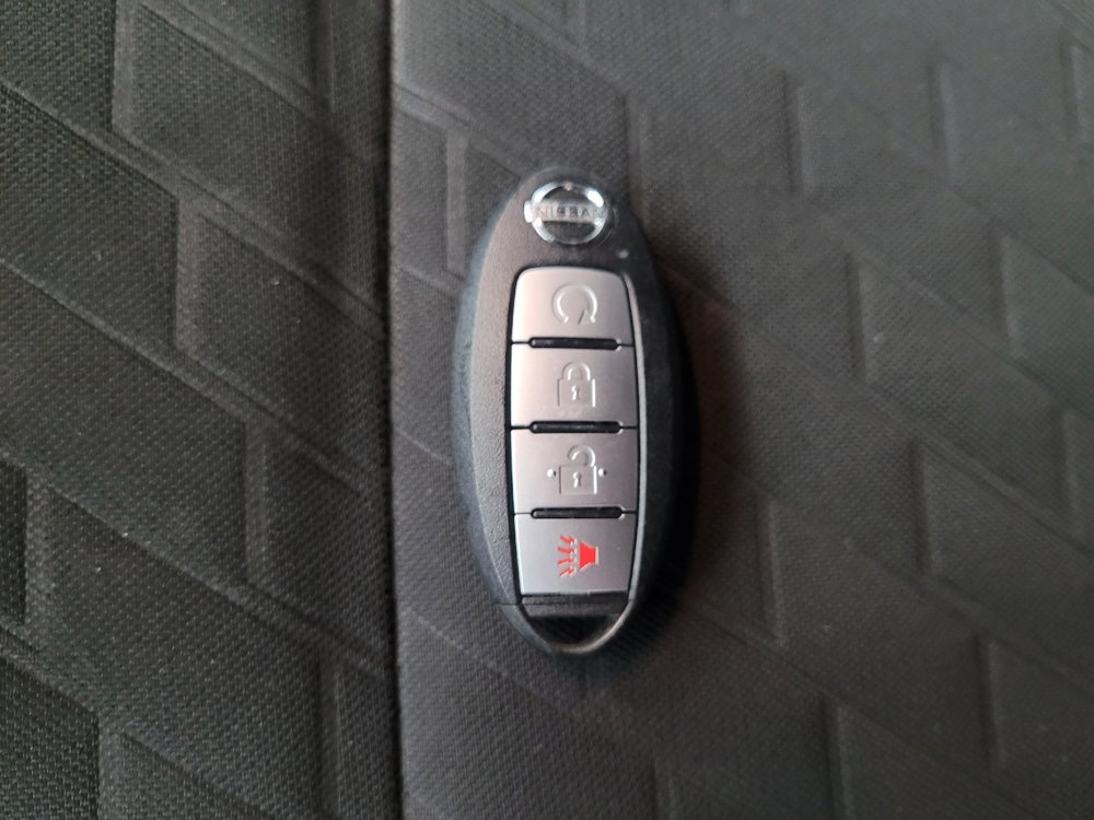 Used 2021 Nissan Kicks SV FWD image 32