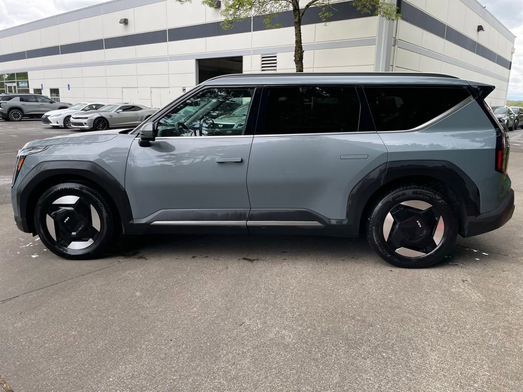 Used 2024 Kia EV9 Wind AWD/4WD image 6
