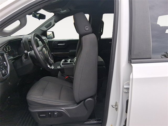 Used 2020 Chevrolet Silverado 1500 LT image 9