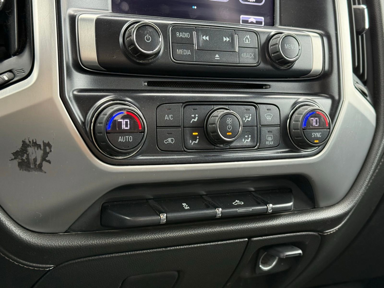 Used 2017 GMC Sierra 1500 SLE w/ SLE Value Package AWD/4WD image 21