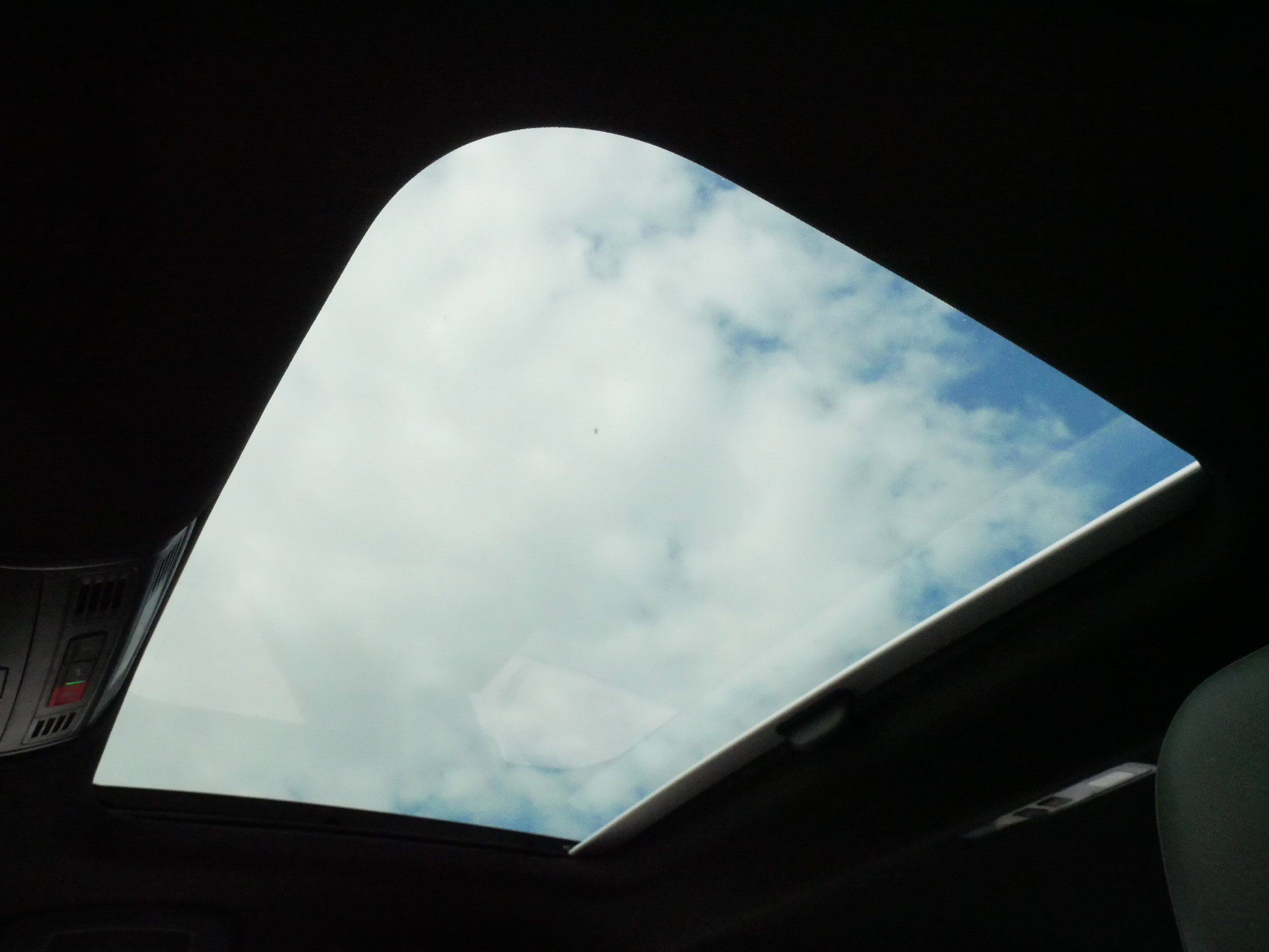 Certified 2025 Volkswagen Jetta GLI Autobahn image 32