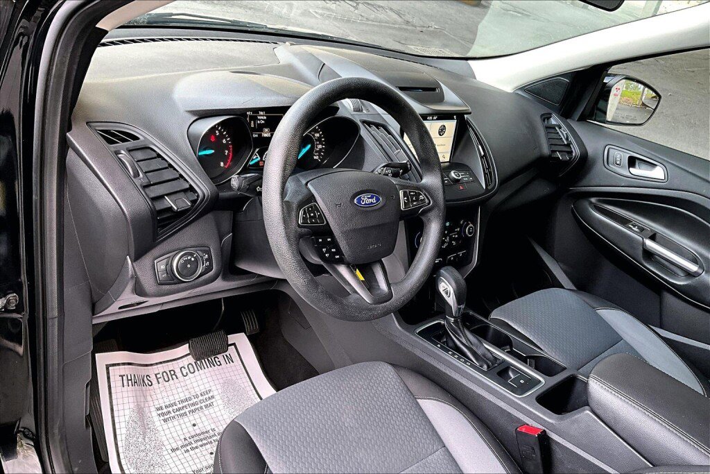 Used 2018 Ford Escape SE w/ SE Sync 3 Package AWD/4WD image 10