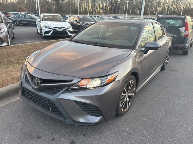 Used 2018 Toyota Camry SE