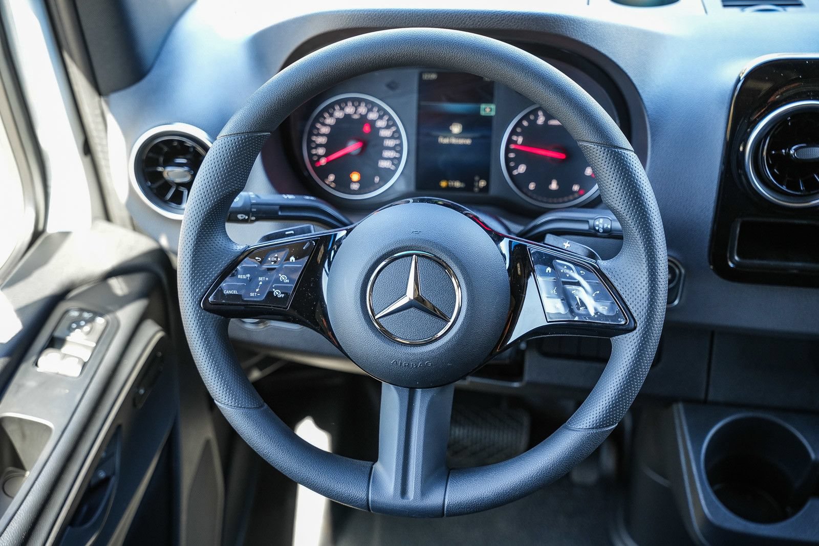 New 2026 Mercedes-Benz Sprinter 2500 image 15