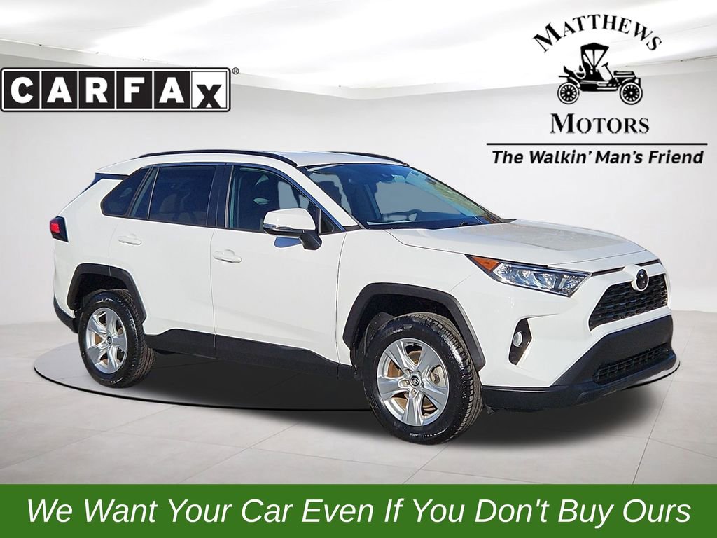Used 2020 Toyota RAV4 XLE image 1