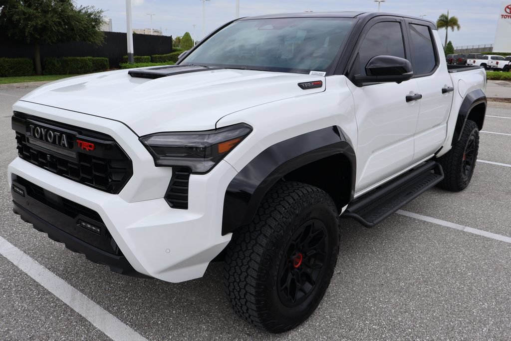 Used 2026 Toyota Tacoma TRD Pro AWD/4WD image 2