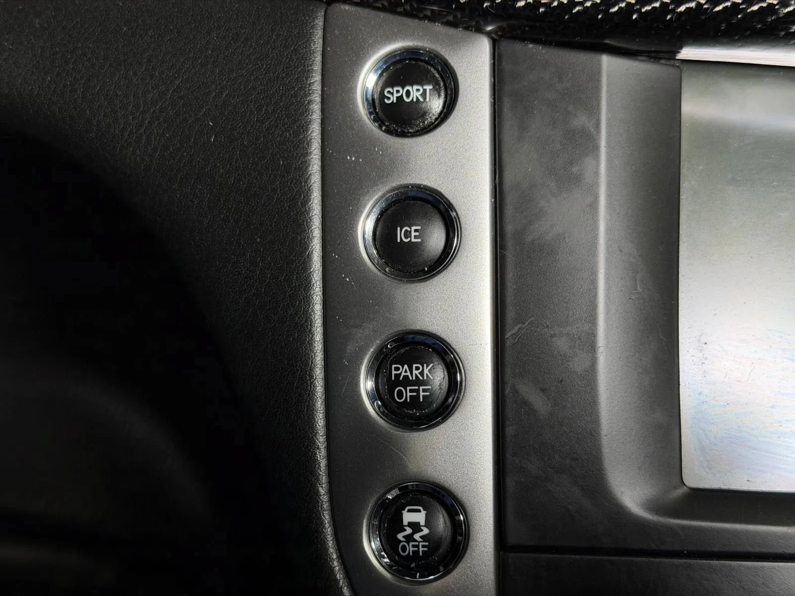 Used 2013 Maserati GranTurismo Convertible RWD image 25