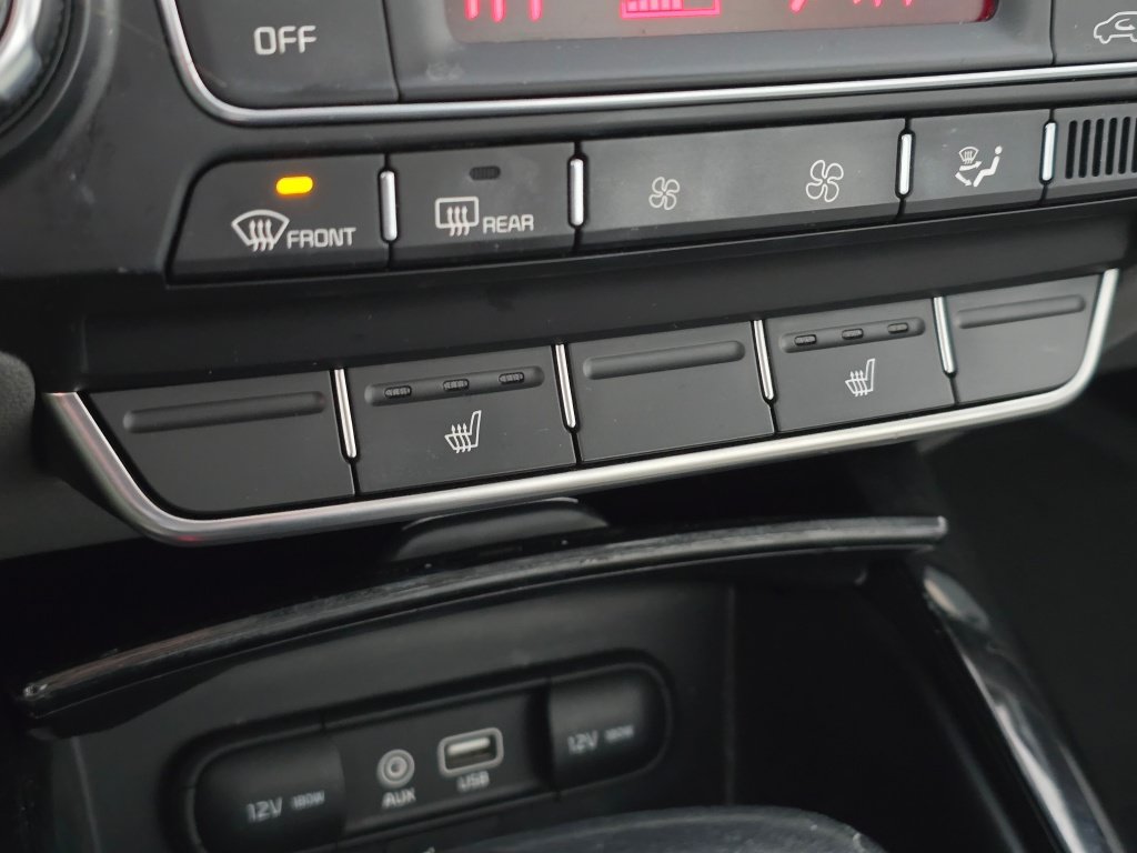 Used 2019 Kia Sorento SX FWD image 34