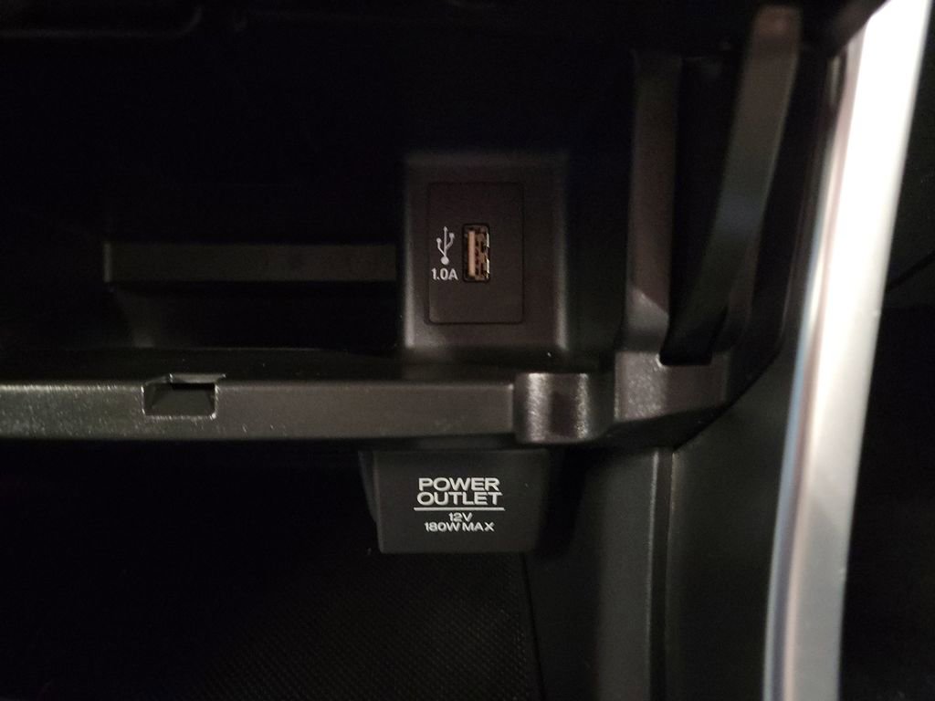 Used 2017 Honda Accord Base image 16