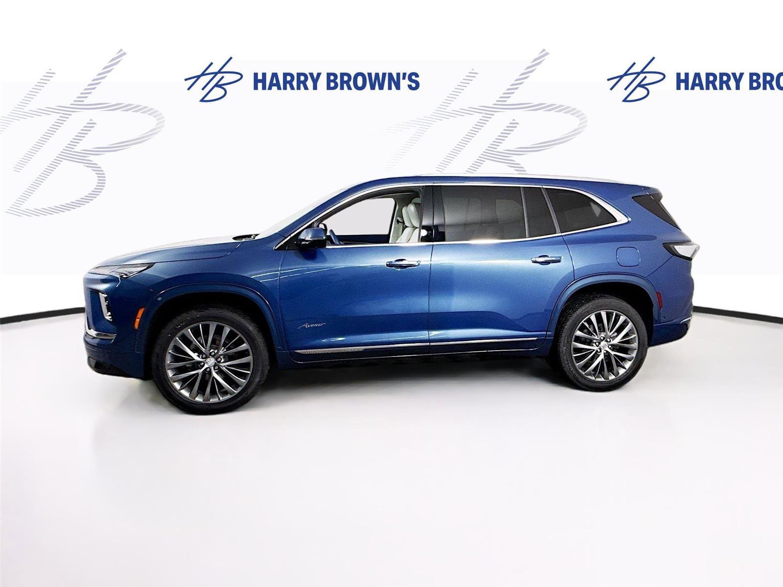 Used 2025 Buick Enclave Avenir w/ Super Cruise Package image 30